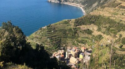 Cinque Terre, salvare il mondo si può anche restaurando i muretti a secco